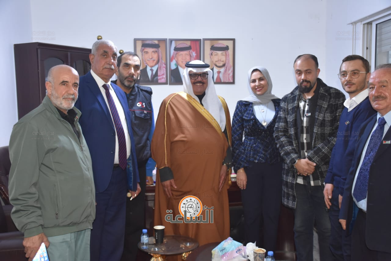 Madar Al-Saa Images 0.737585172327126