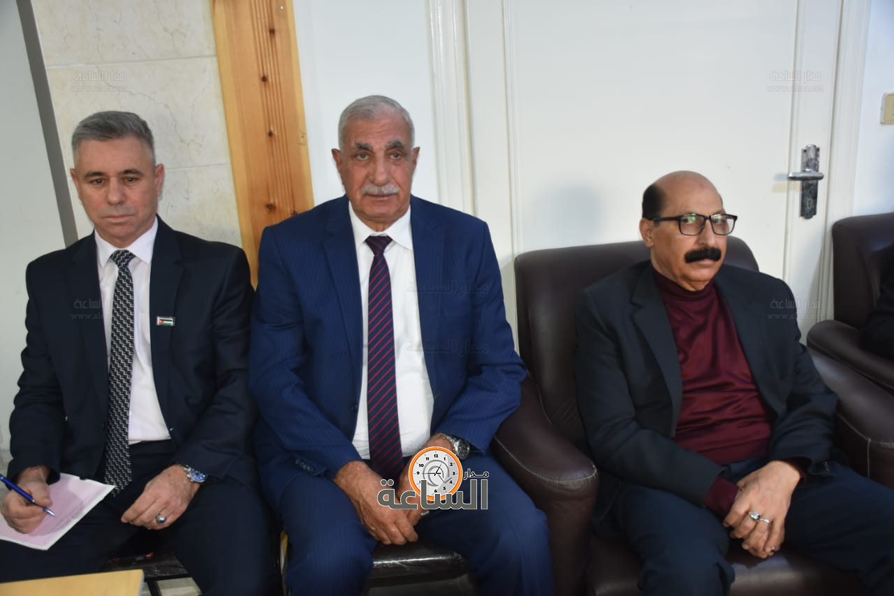 Madar Al-Saa Images 0.16104033567731313