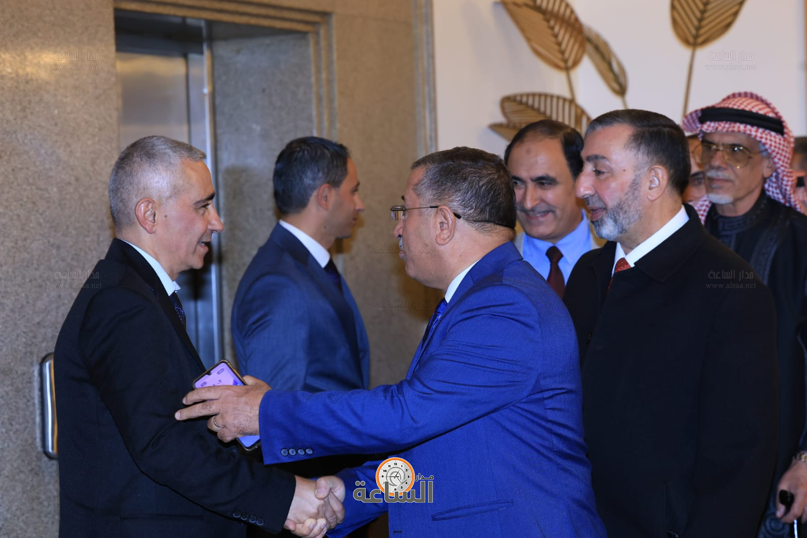 Madar Al-Saa Images 0.2618896395137129