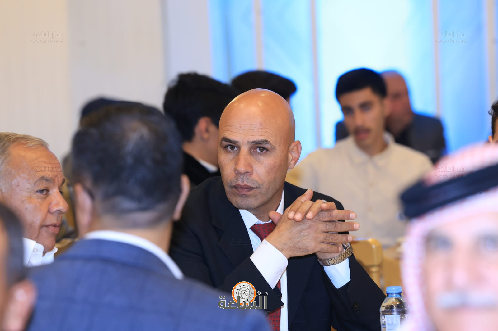 Madar Al-Saa Images 0.4996977934191378