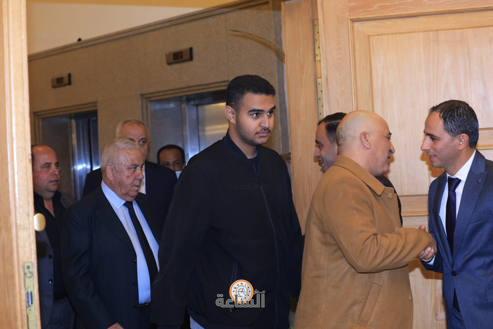 Madar Al-Saa Images 0.5295647324654373