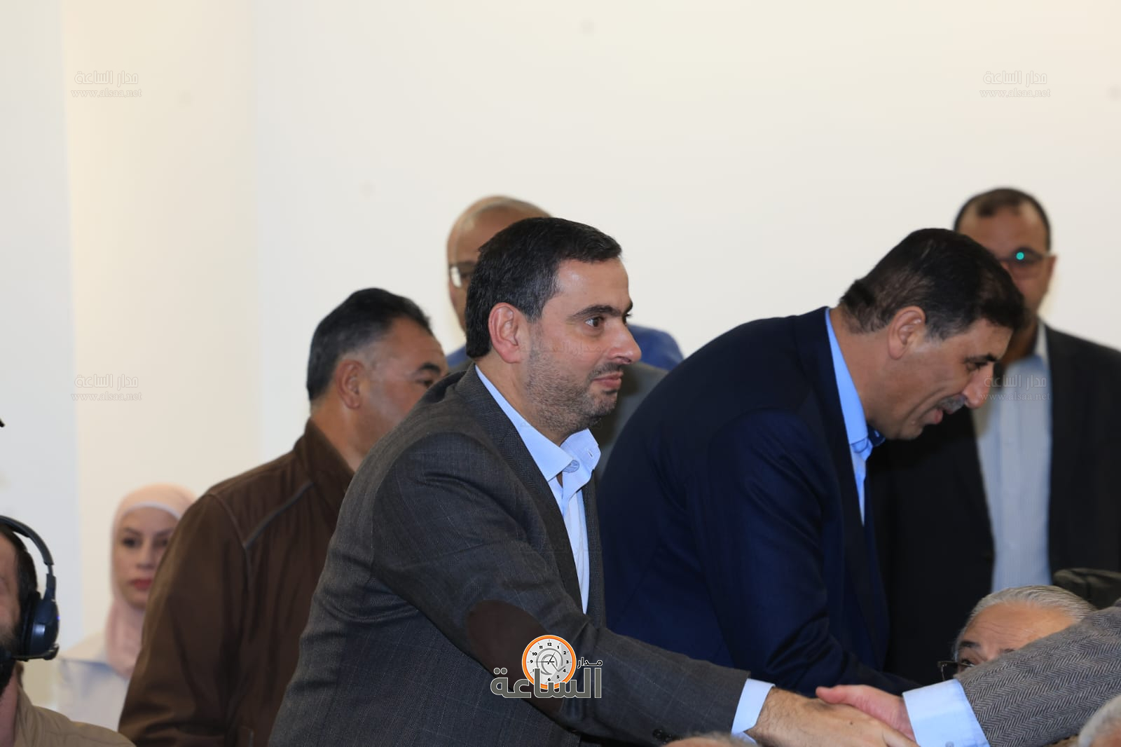 Madar Al-Saa Images 0.19839180245132548