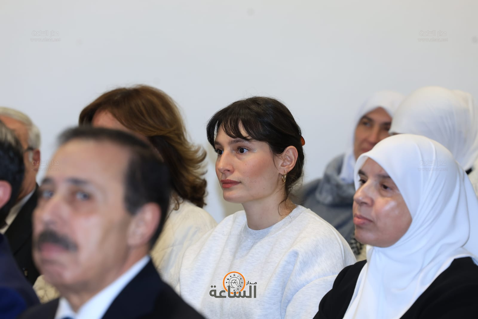 Madar Al-Saa Images 0.6634787979276197