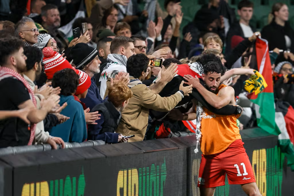 Madar Al-Saa Images 0.145366415085181