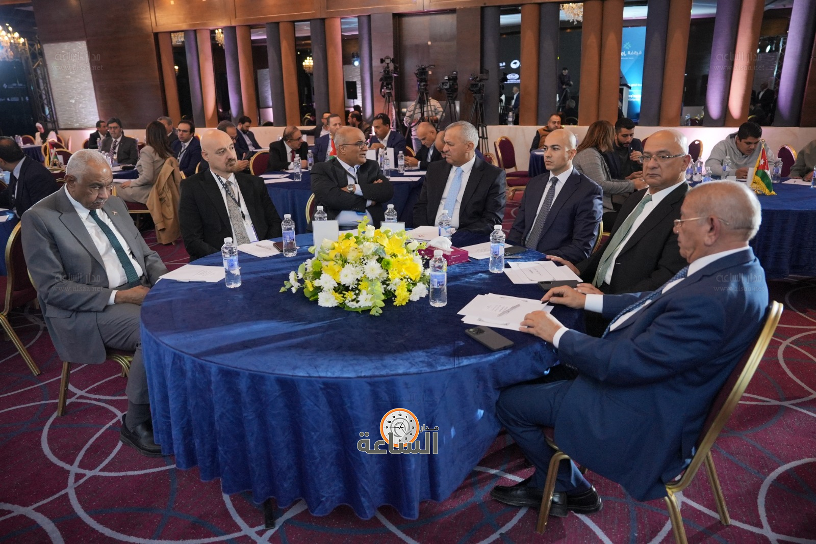 Madar Al-Saa Images 0.5721949486903165