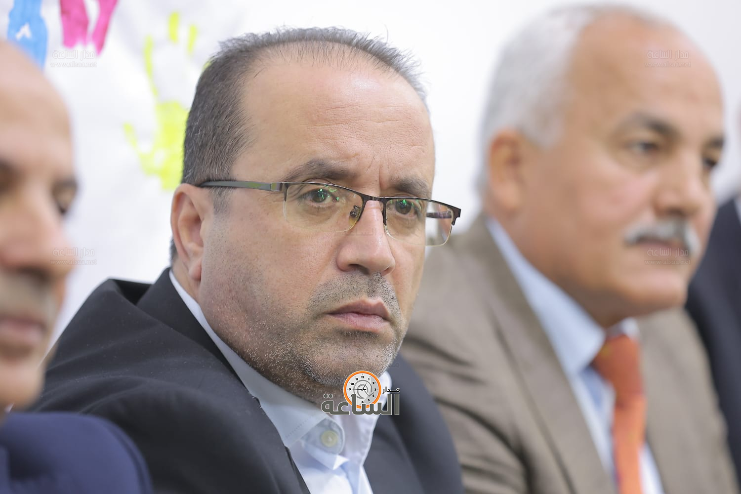 Madar Al-Saa Images 0.8179689871375128