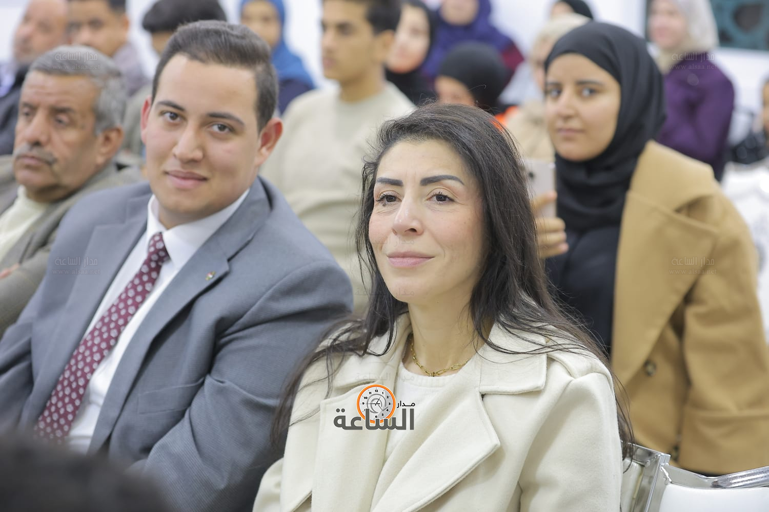 Madar Al-Saa Images 0.42911185694039844