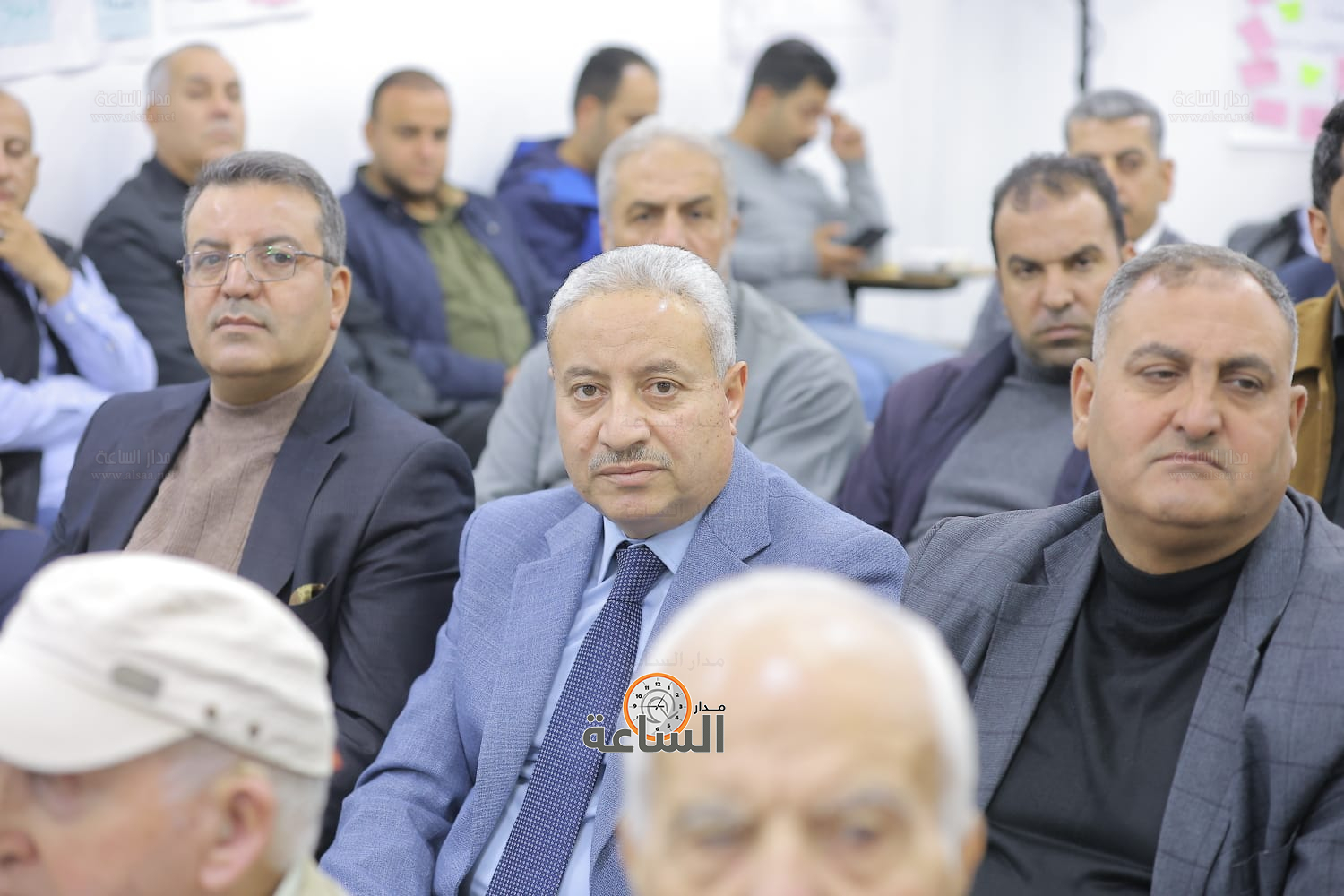 Madar Al-Saa Images 0.4397533271418159