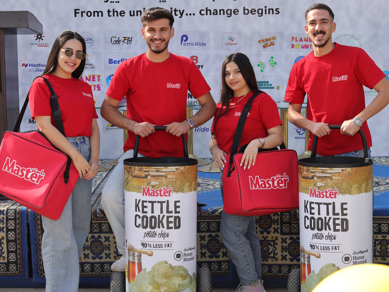 Madar Al-Saa Images 0.8372926530534324