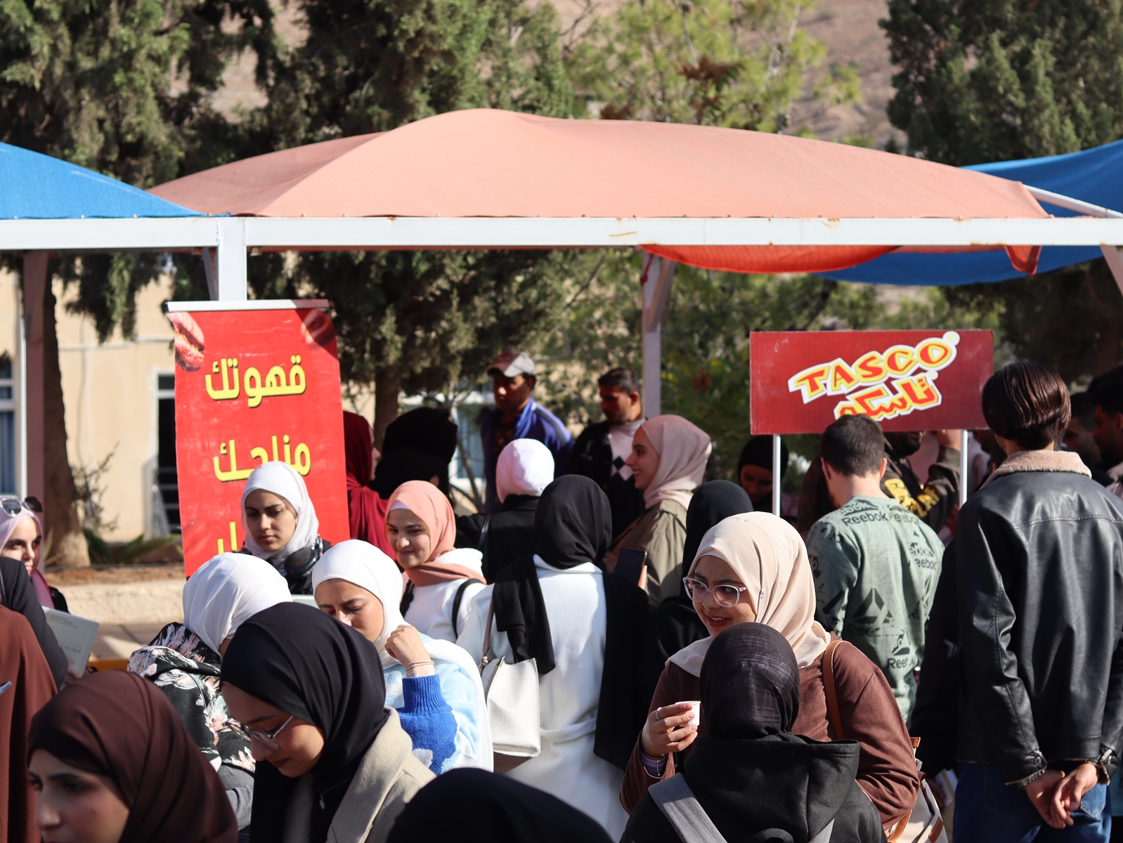 Madar Al-Saa Images 0.7226384108869995