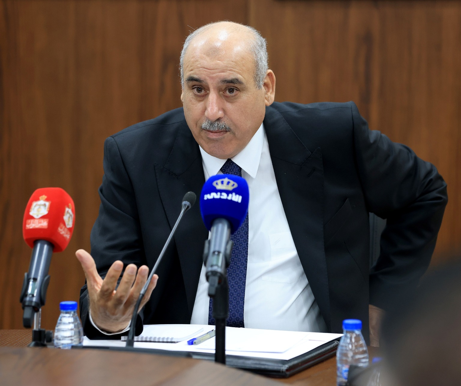 Madar Al-Saa Images 0.7060767870398004