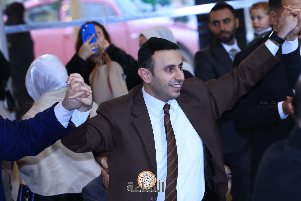 Madar Al-Saa Images 0.7698520602619727