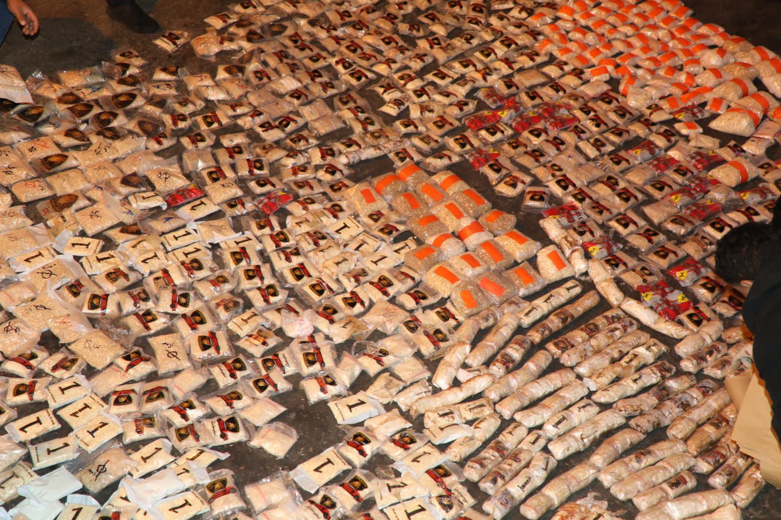 Madar Al-Saa Images 0.25484543360948886