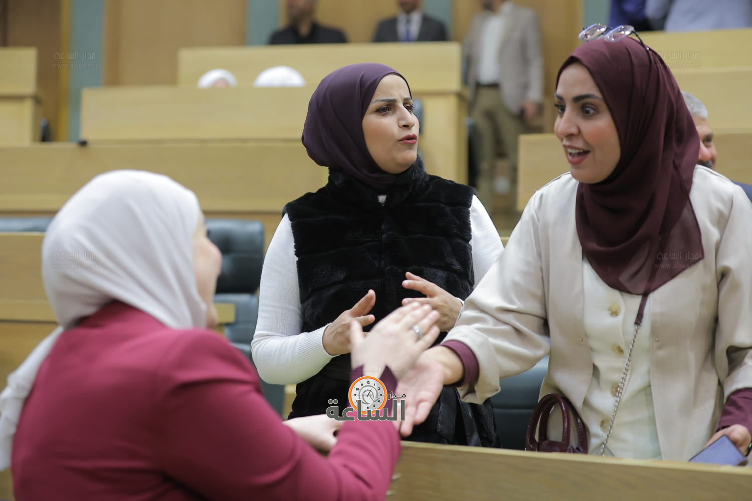 Madar Al-Saa Images 0.7491693831909709