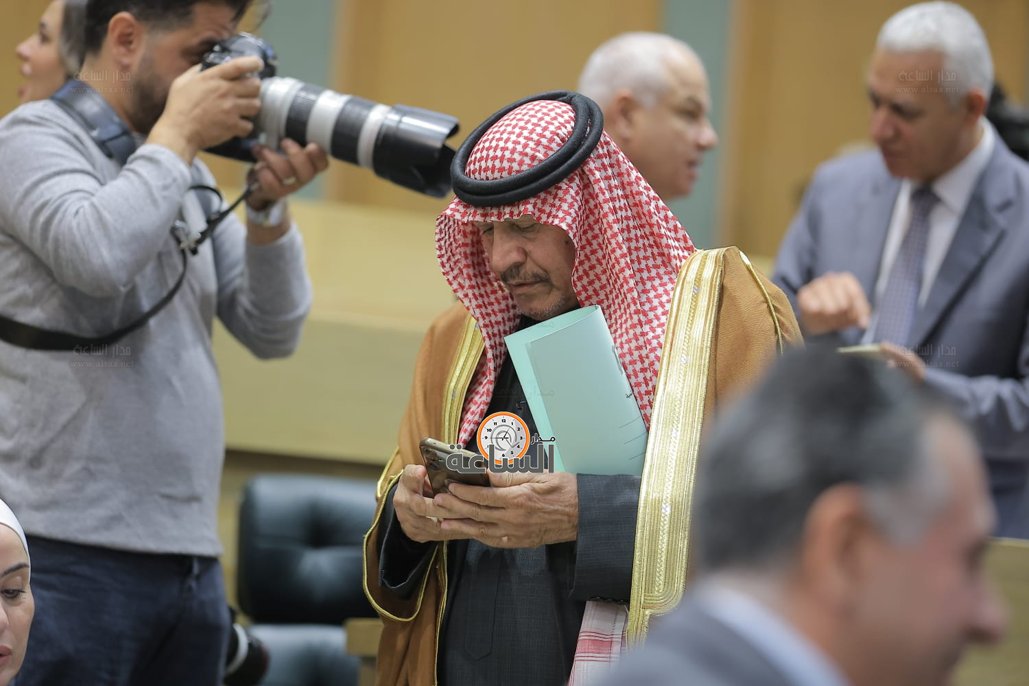 Madar Al-Saa Images 0.7291620361247939