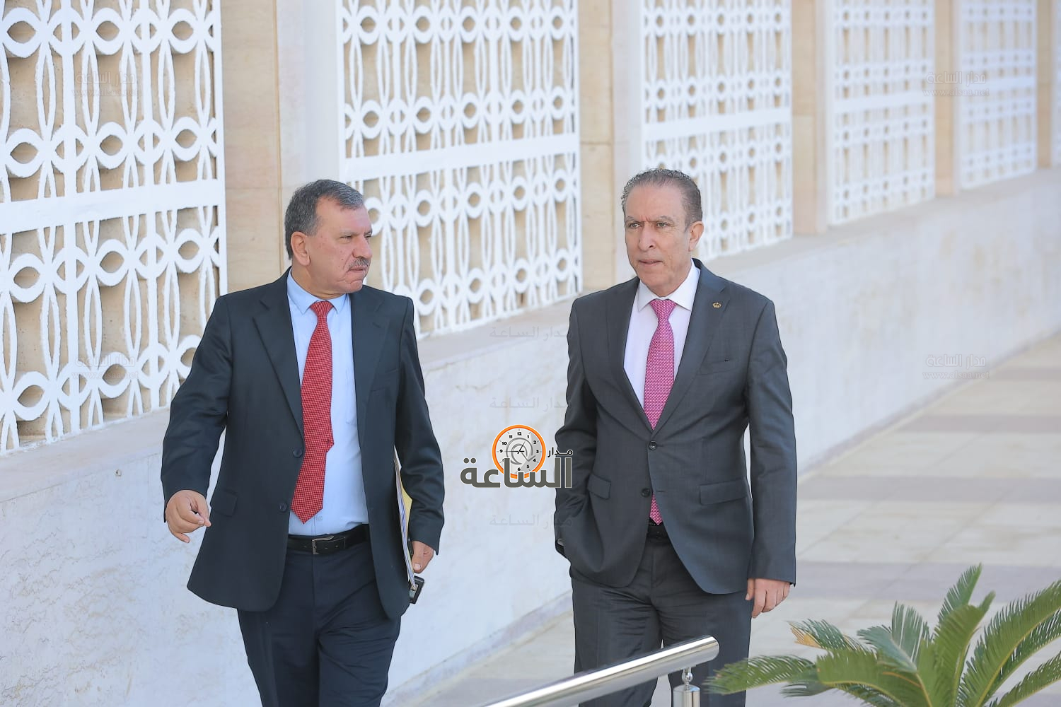 Madar Al-Saa Images 0.18498756558363605