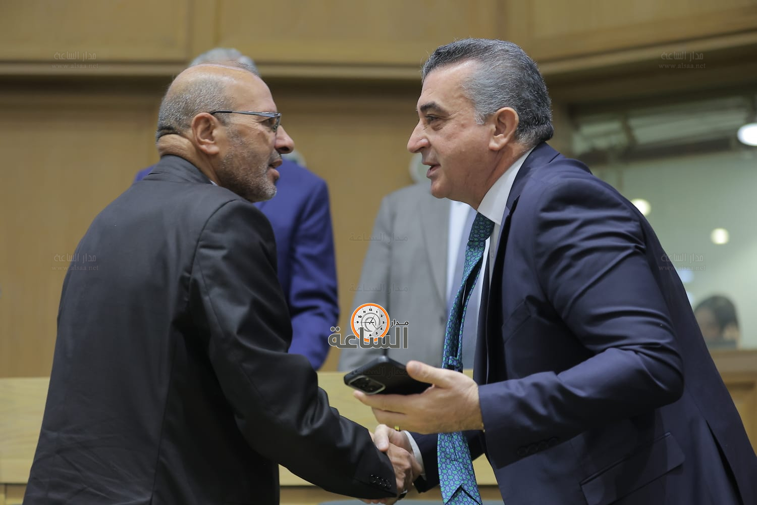 Madar Al-Saa Images 0.7829566153440559