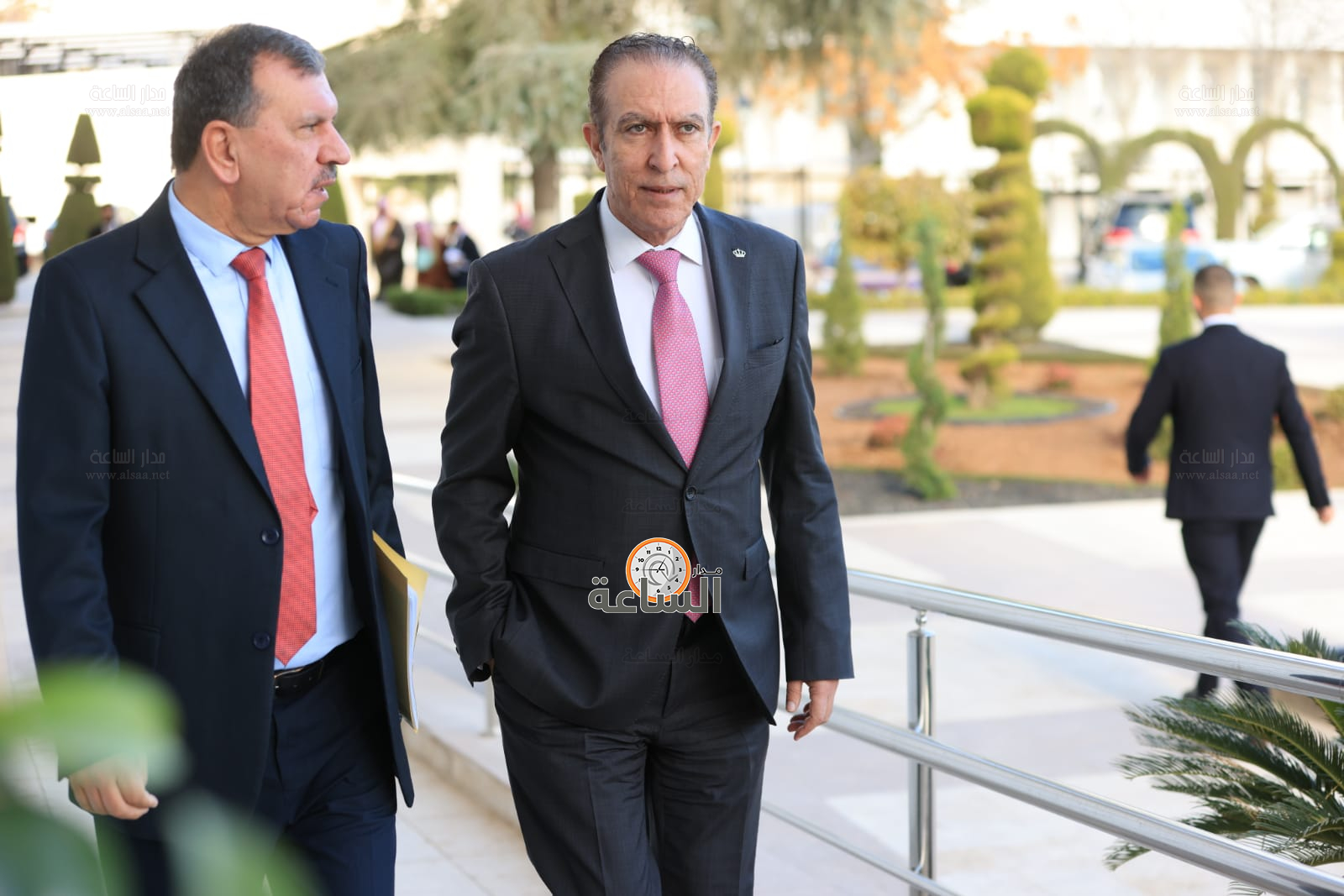 Madar Al-Saa Images 0.8728595209449824