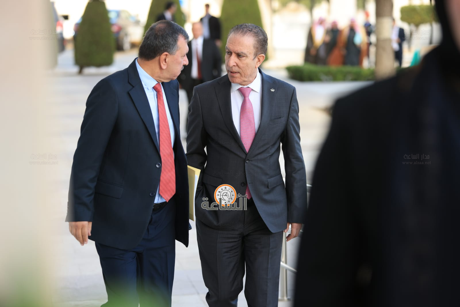 Madar Al-Saa Images 0.5193078418039503