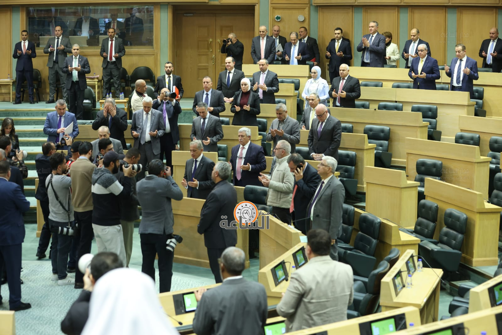 Madar Al-Saa Images 0.6873329948180883