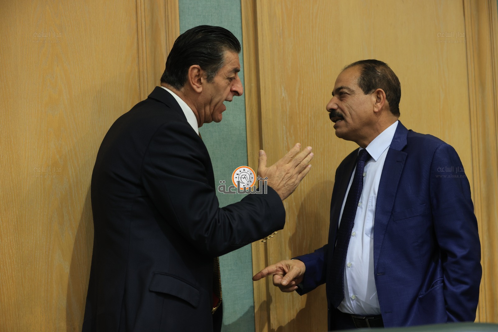 Madar Al-Saa Images 0.8359418997551401