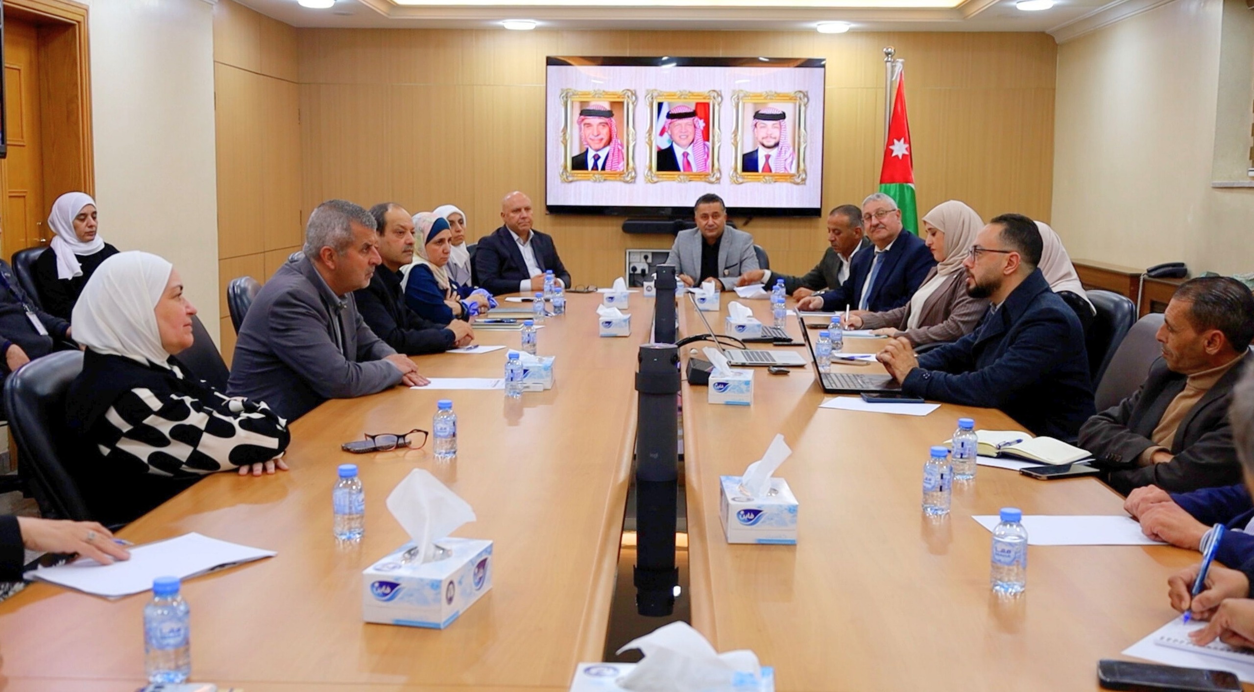 Madar Al-Saa Images 0.22804653065871028