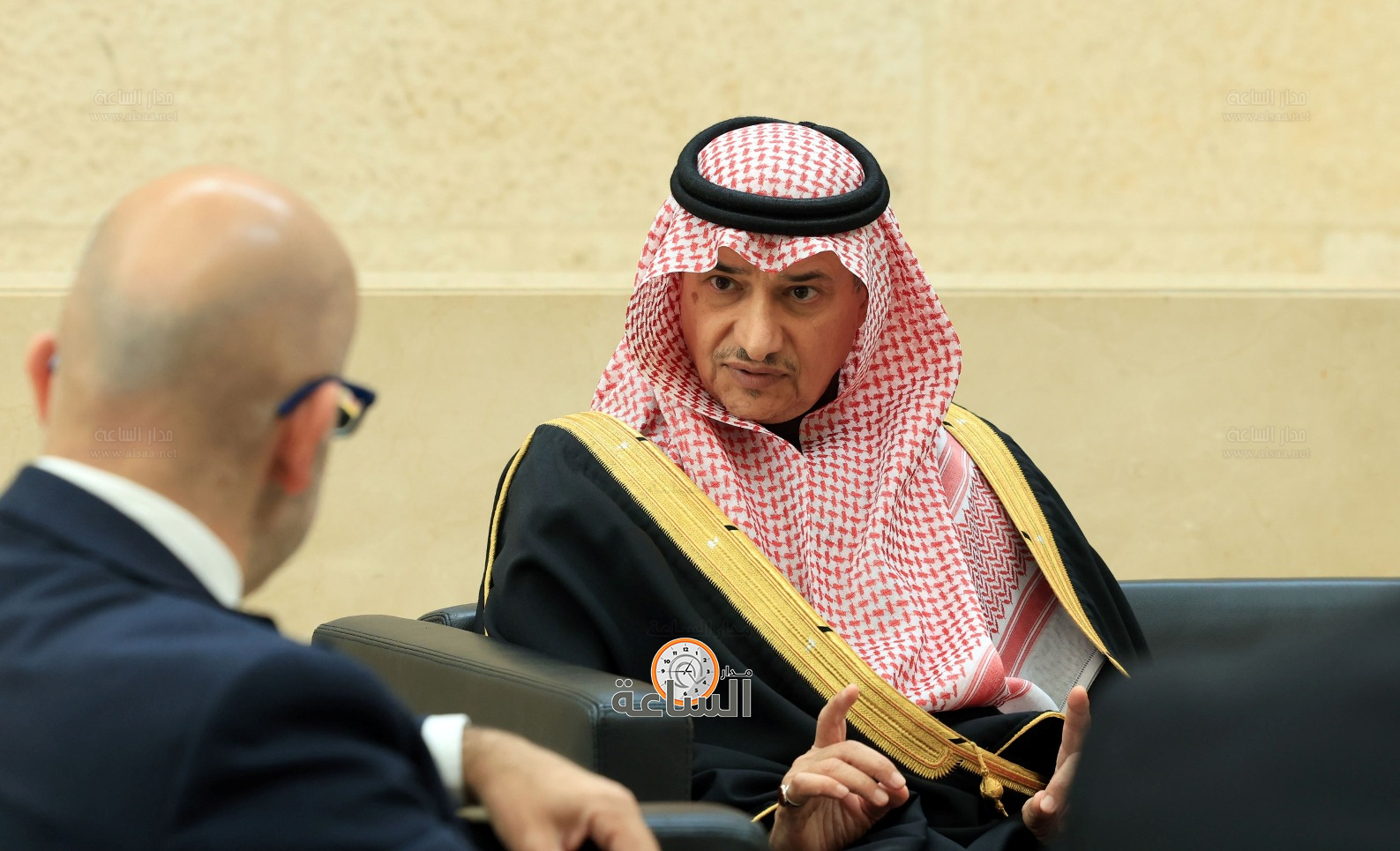 Madar Al-Saa Images 0.42153005537589816