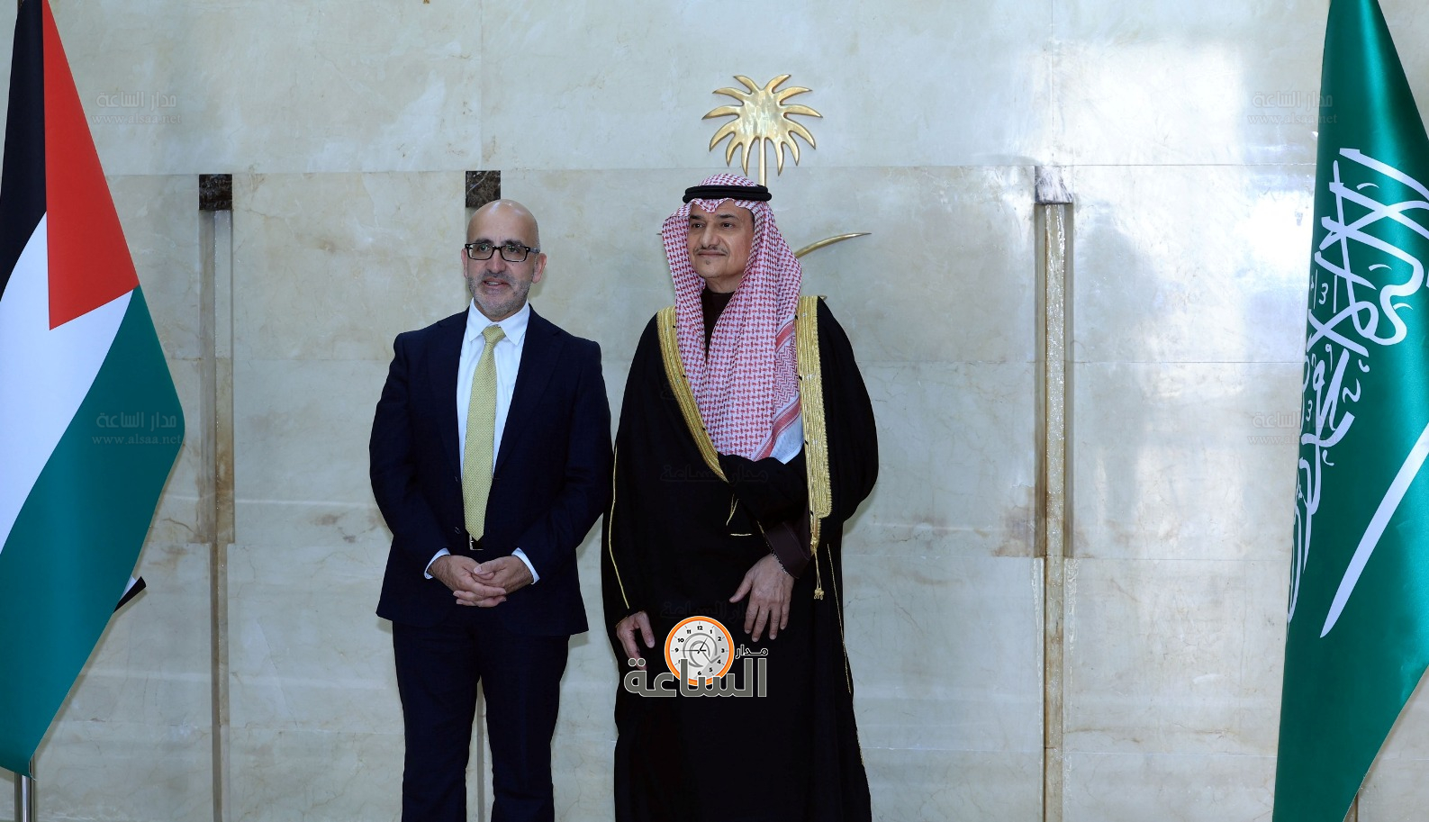 Madar Al-Saa Images 0.16263033149824824