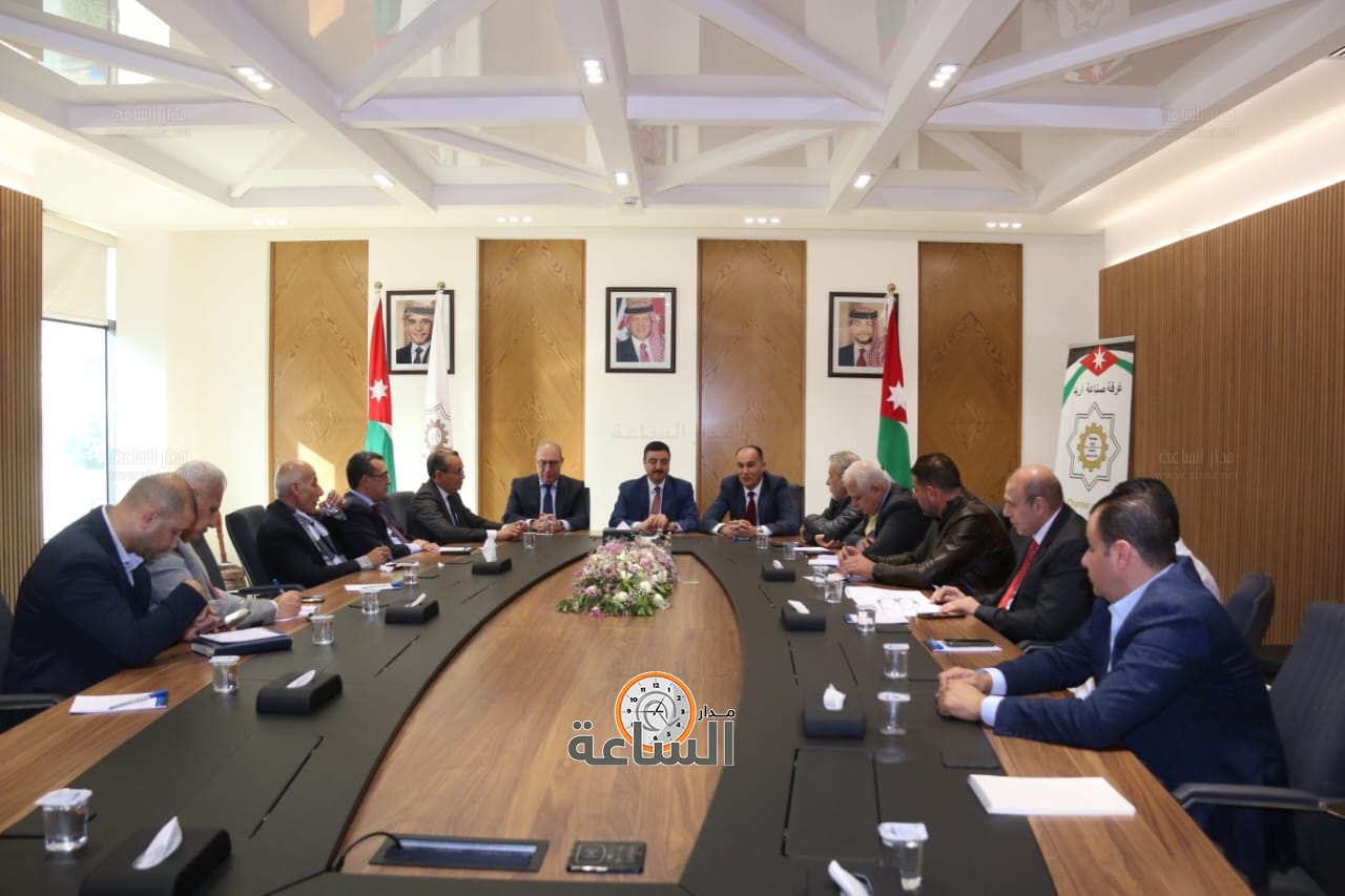 Madar Al-Saa Images 0.6685327249142335