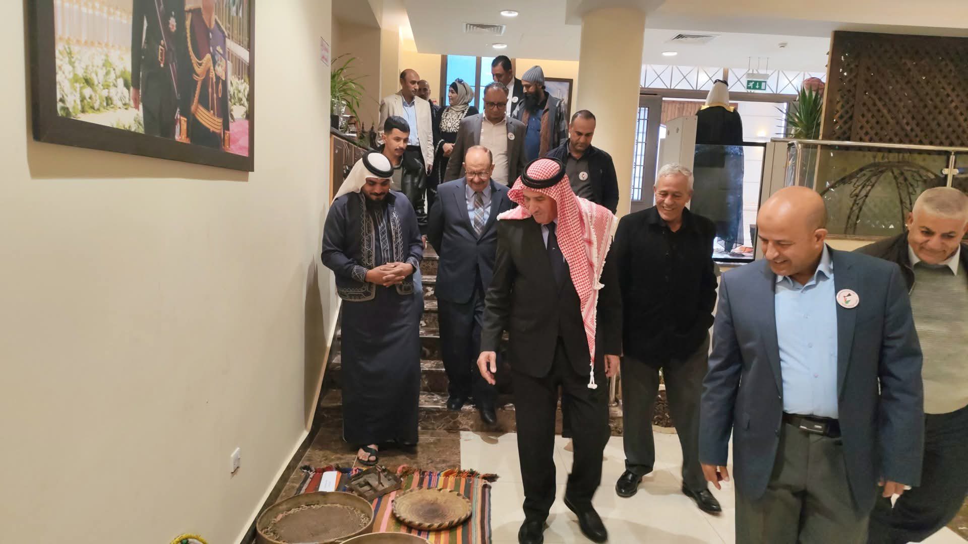 Madar Al-Saa Images 0.6372634456667795