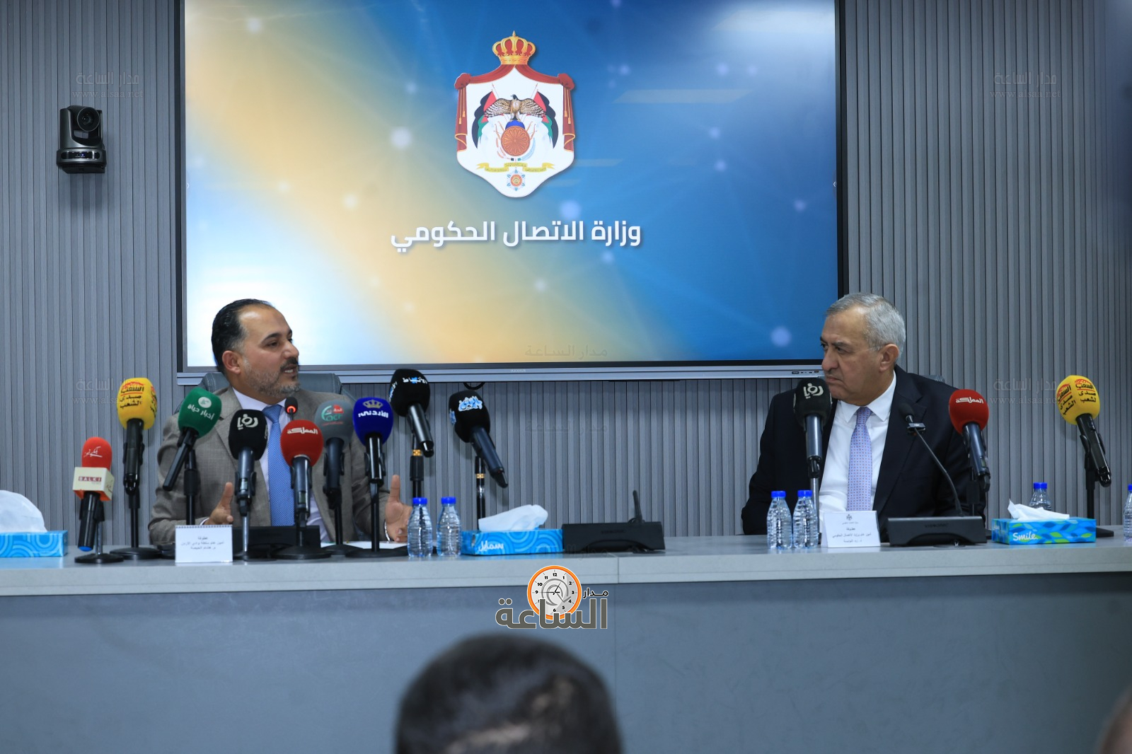 Madar Al-Saa Images 0.3539542063662715