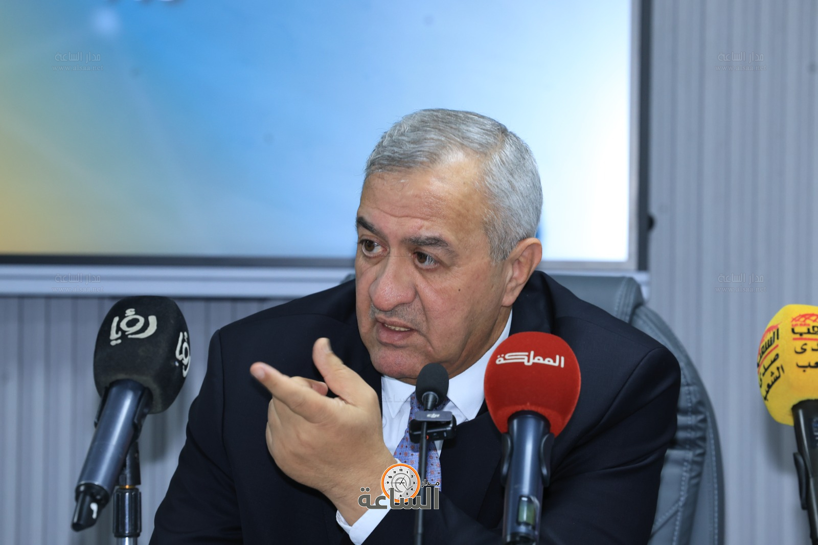 Madar Al-Saa Images 0.2750894686545481