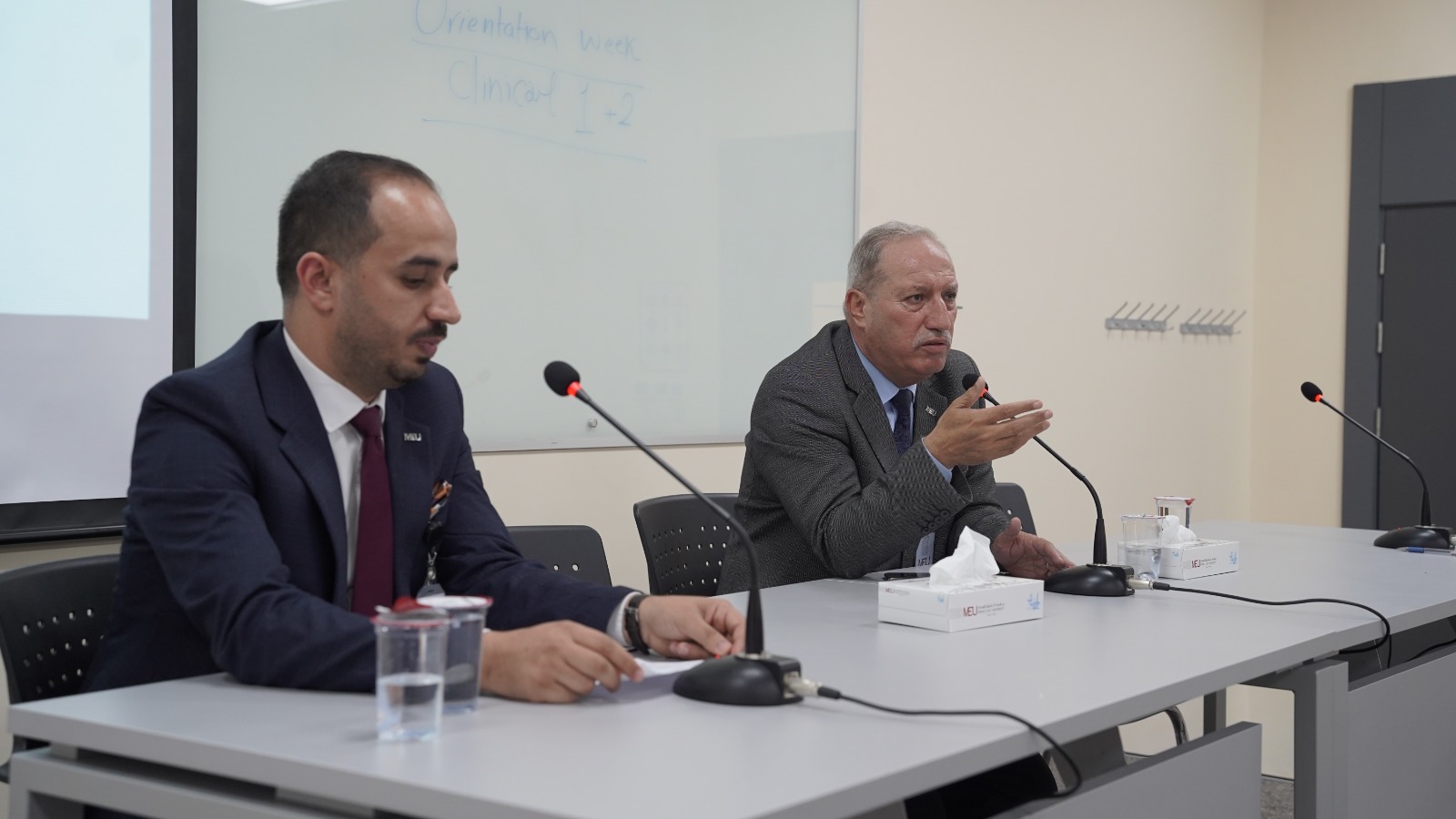 Madar Al-Saa Images 0.726547141513974