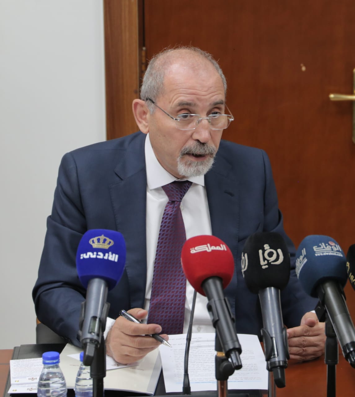 Madar Al-Saa Images 0.8752708943222531