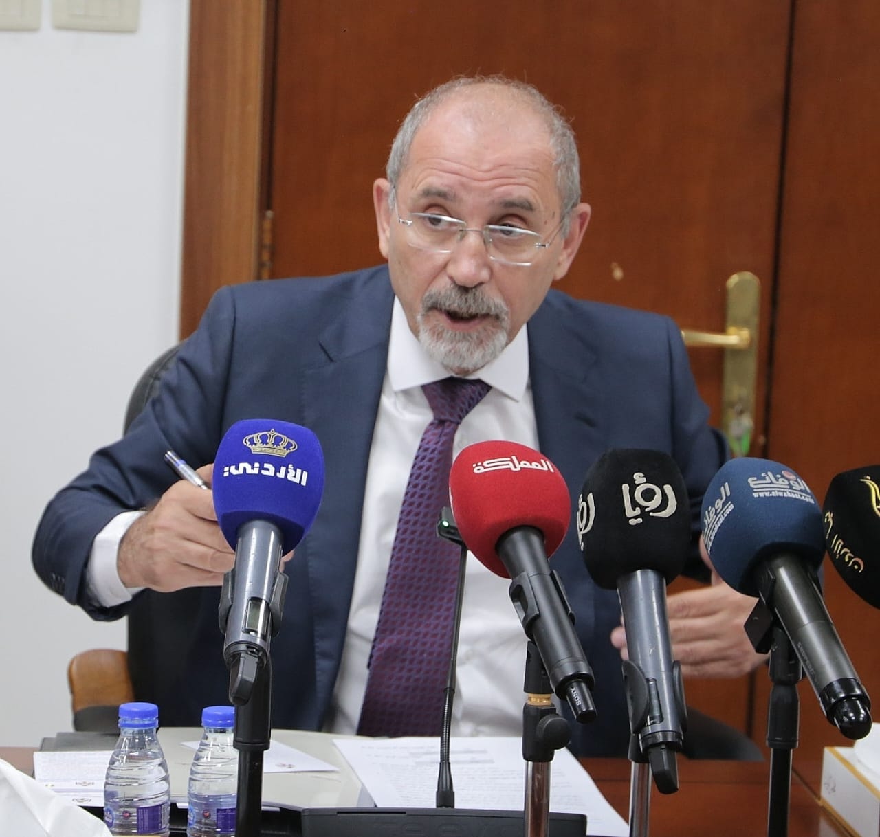 Madar Al-Saa Images 0.027674128339151505