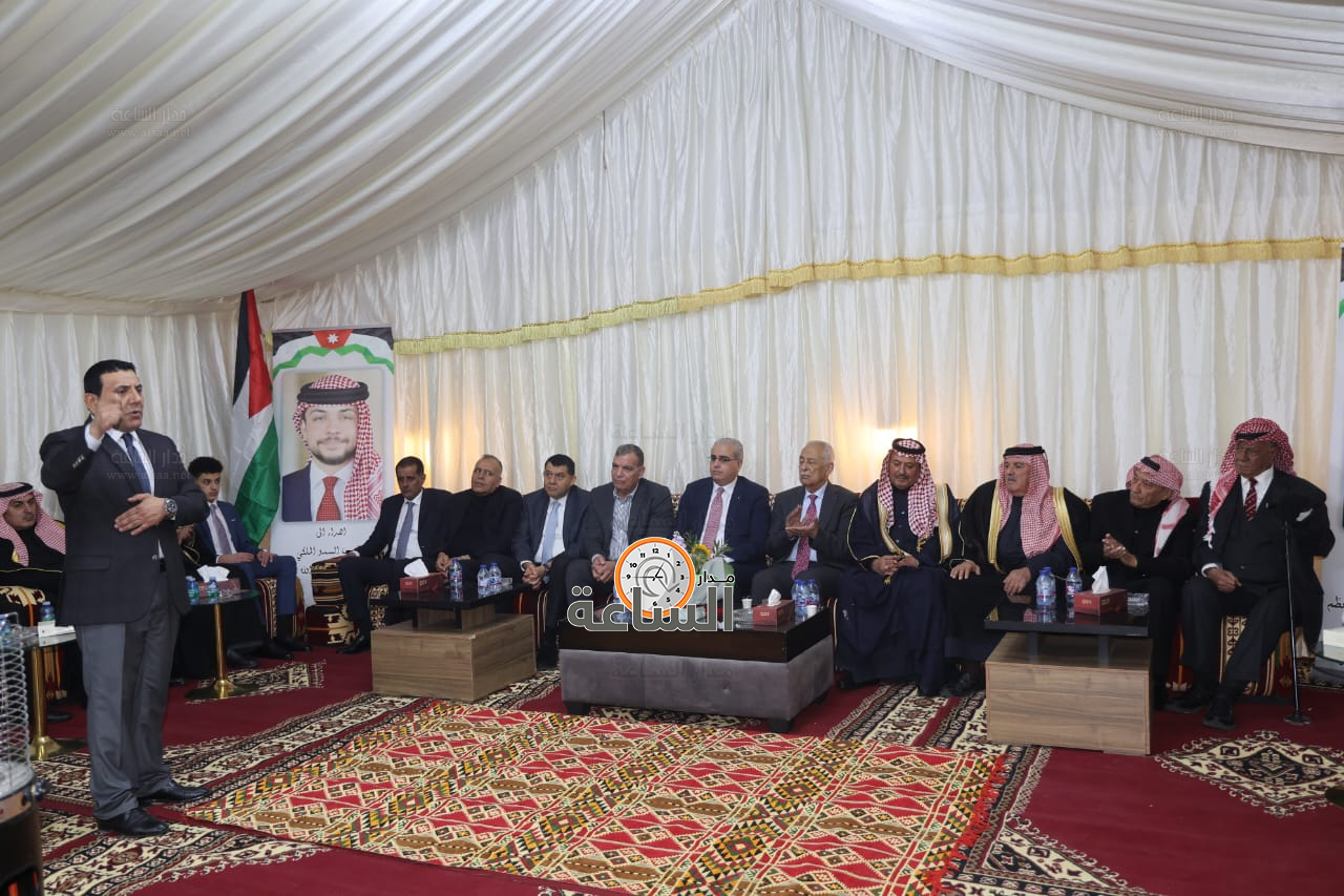 Madar Al-Saa Images 0.6112120098622124