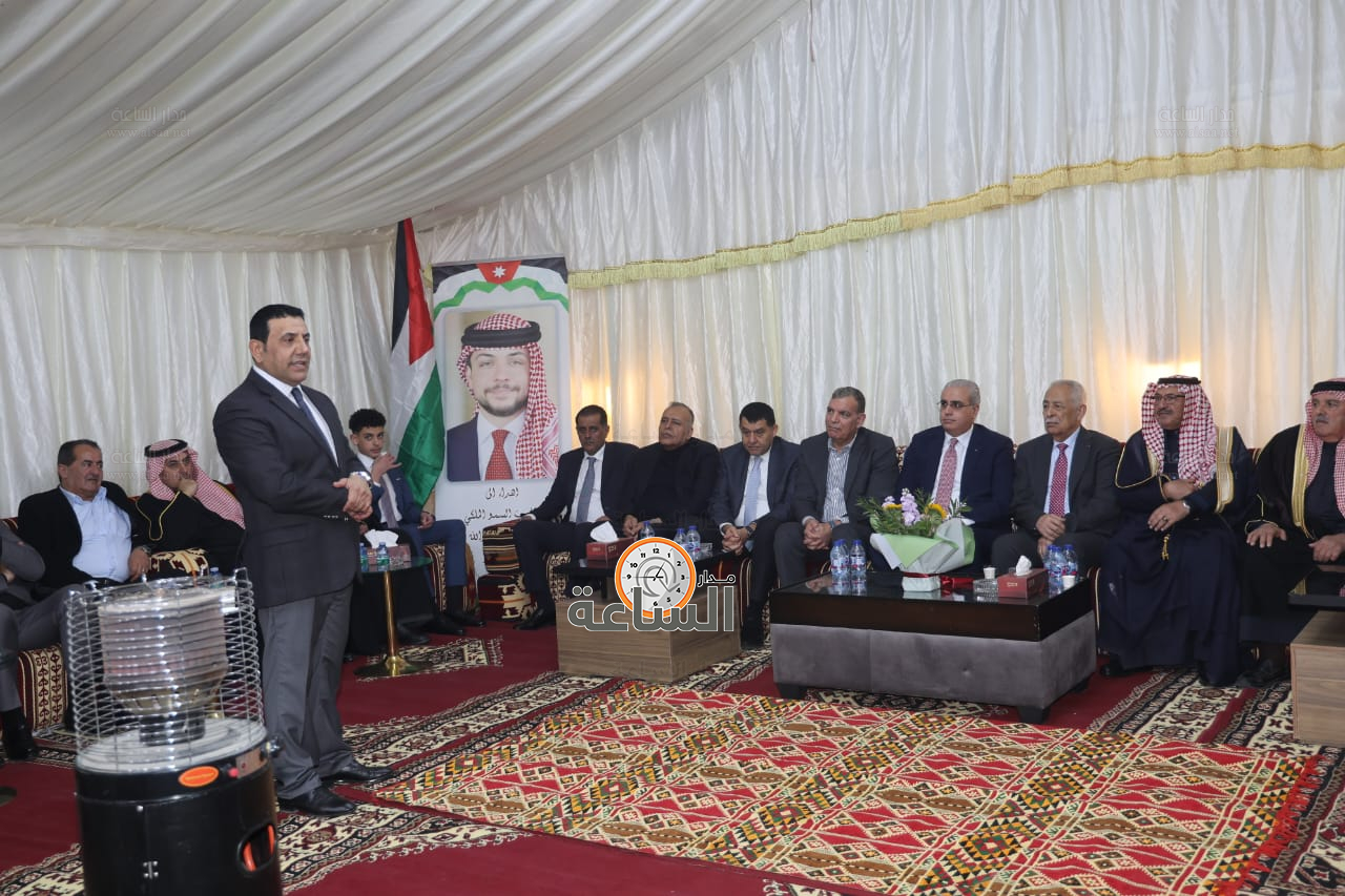 Madar Al-Saa Images 0.4349696299639514