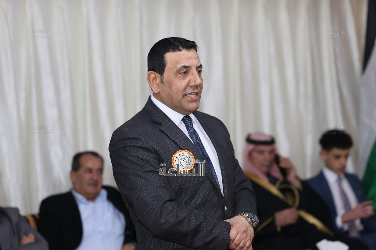 Madar Al-Saa Images 0.3285584810842407