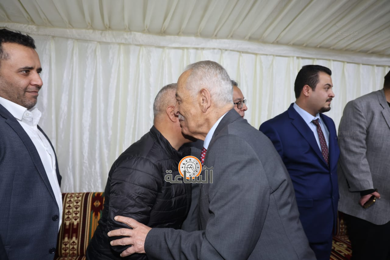 Madar Al-Saa Images 0.39342085515588665