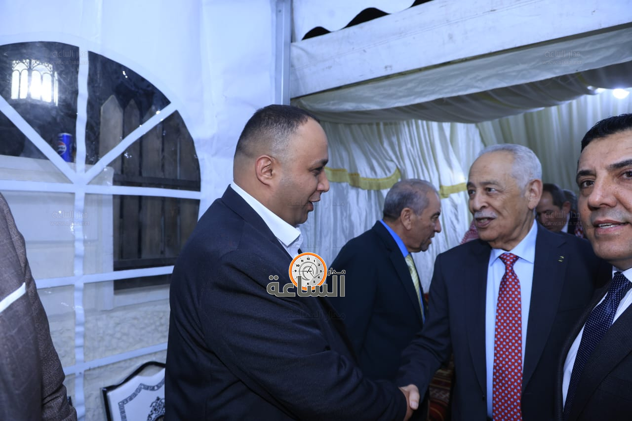 Madar Al-Saa Images 0.10208471982260359