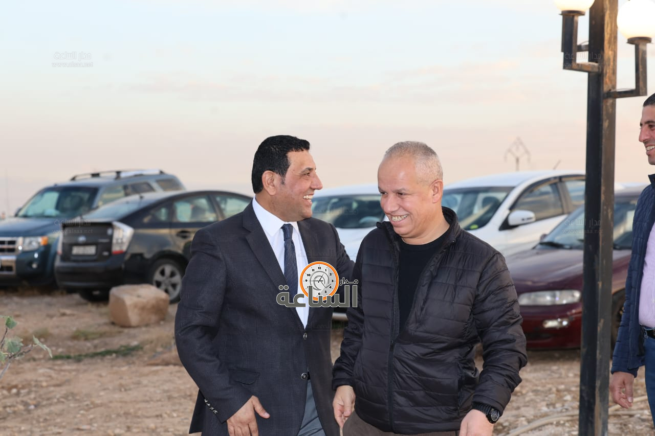 Madar Al-Saa Images 0.6844380224497736