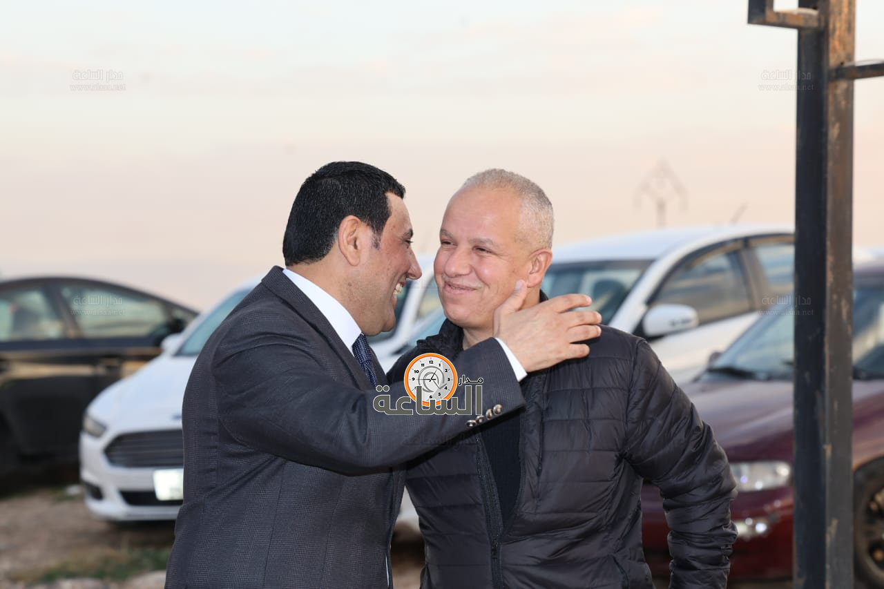 Madar Al-Saa Images 0.03275941047804709