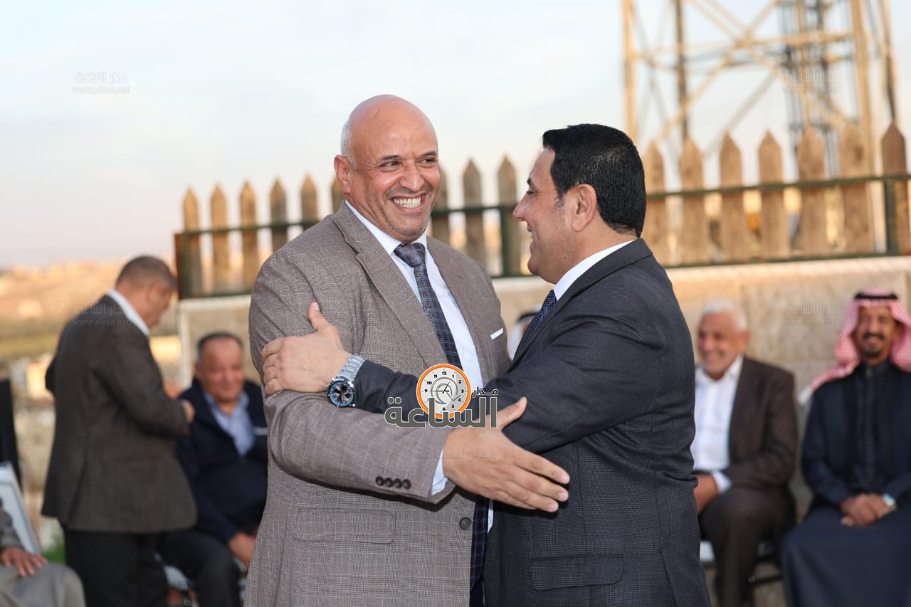 Madar Al-Saa Images 0.4118065011933727