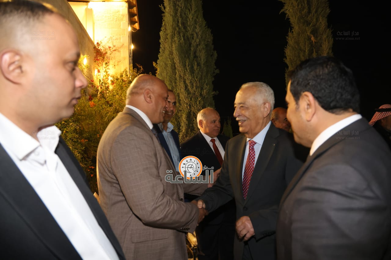 Madar Al-Saa Images 0.7896128885649963