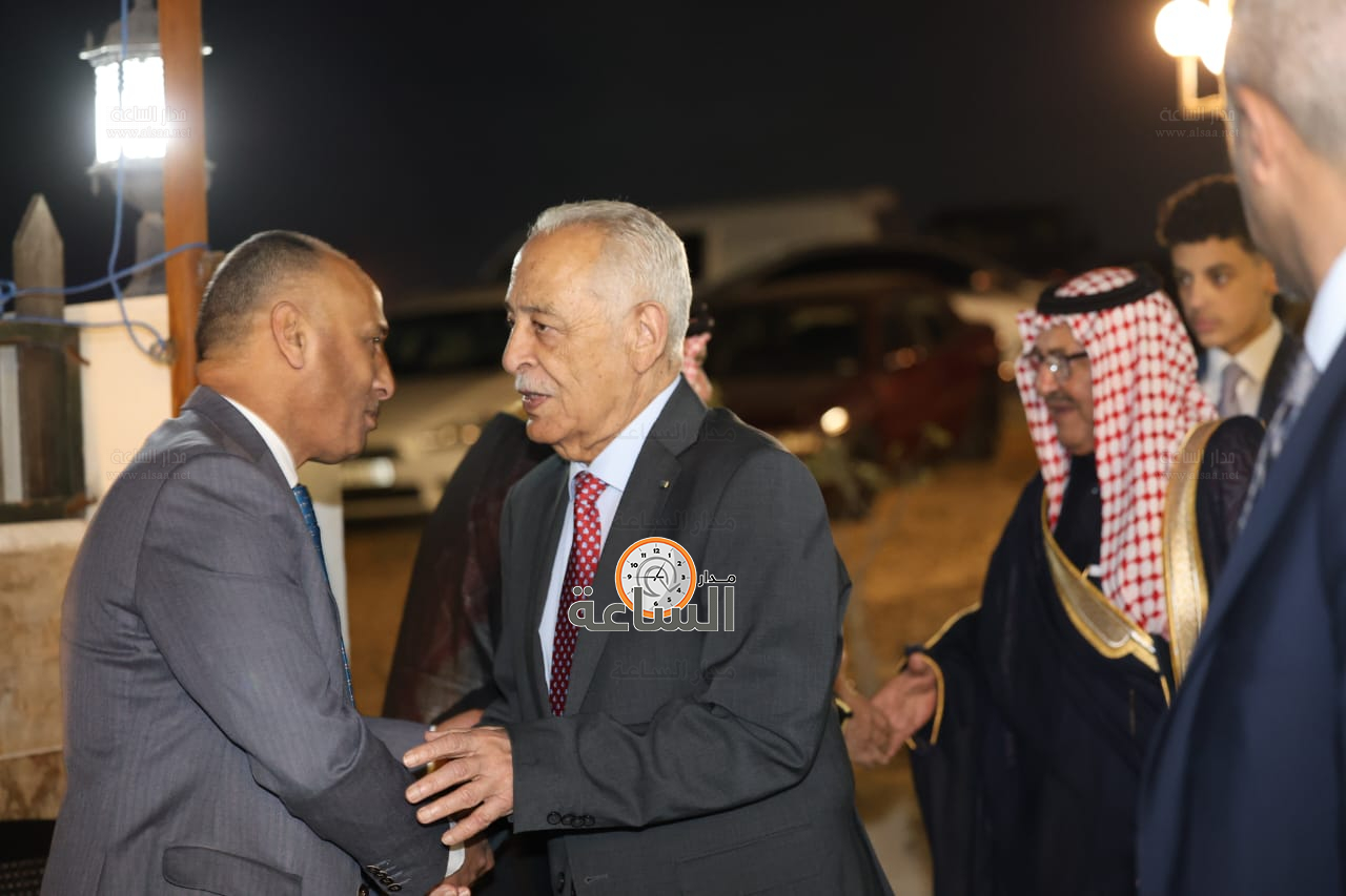 Madar Al-Saa Images 0.0689166640062997