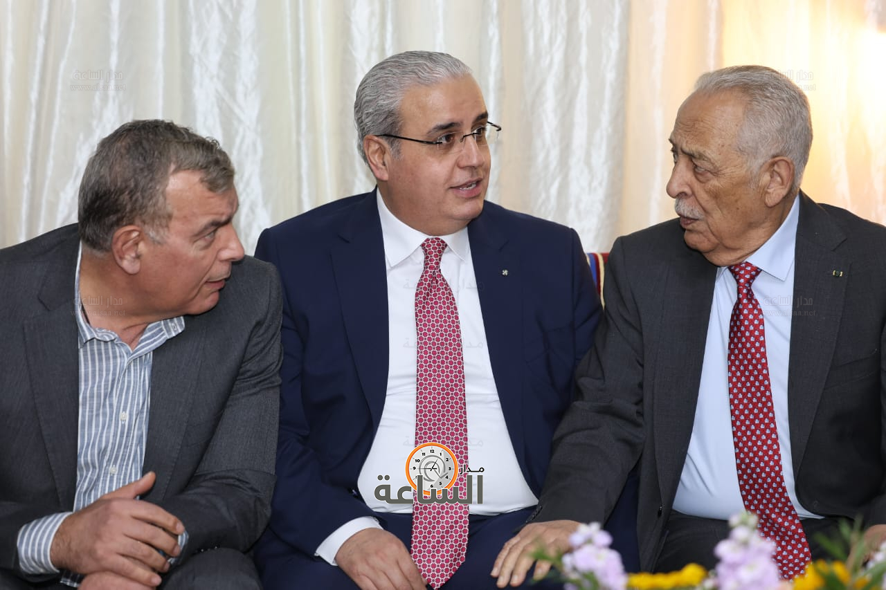 Madar Al-Saa Images 0.01114035809748437