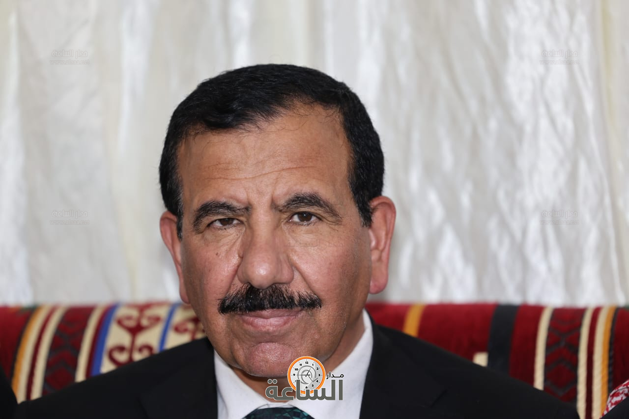 Madar Al-Saa Images 0.7715129623675001