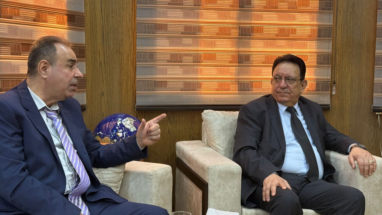 Madar Al-Saa Images 0.32735650148413264