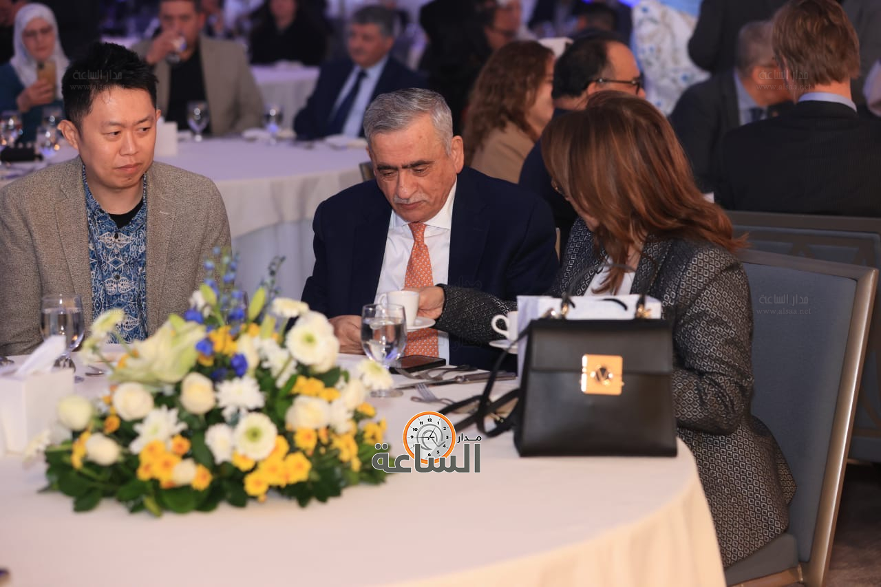 Madar Al-Saa Images 0.4974154192683983