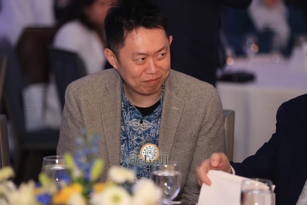 Madar Al-Saa Images 0.04976553225530311